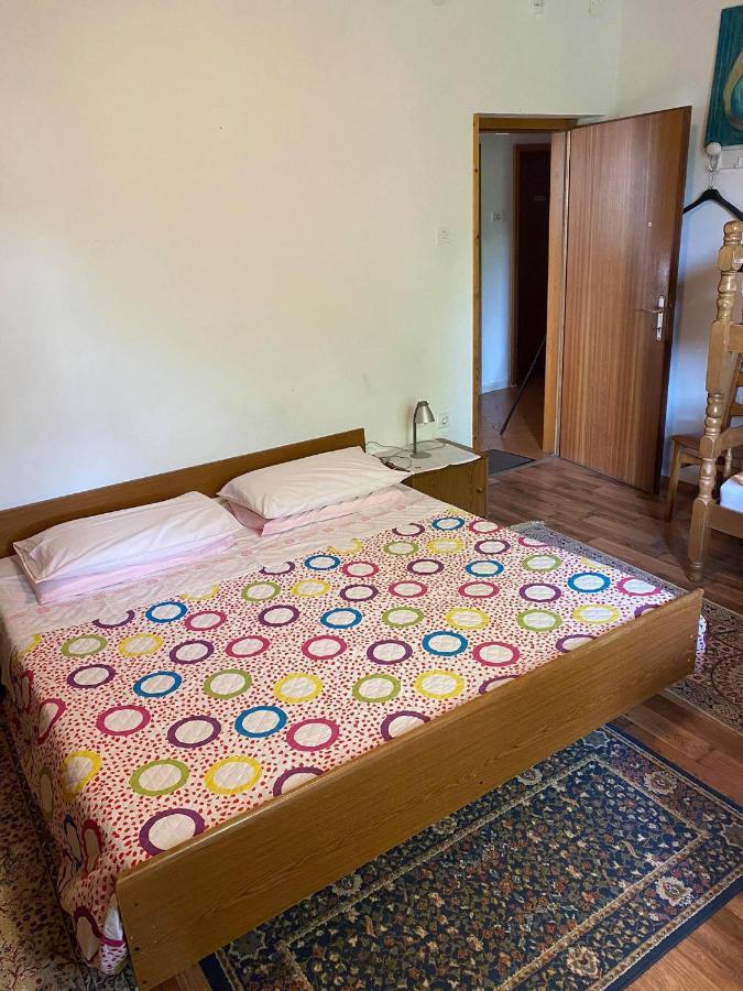 B&B Lokev Sezana Exterior photo